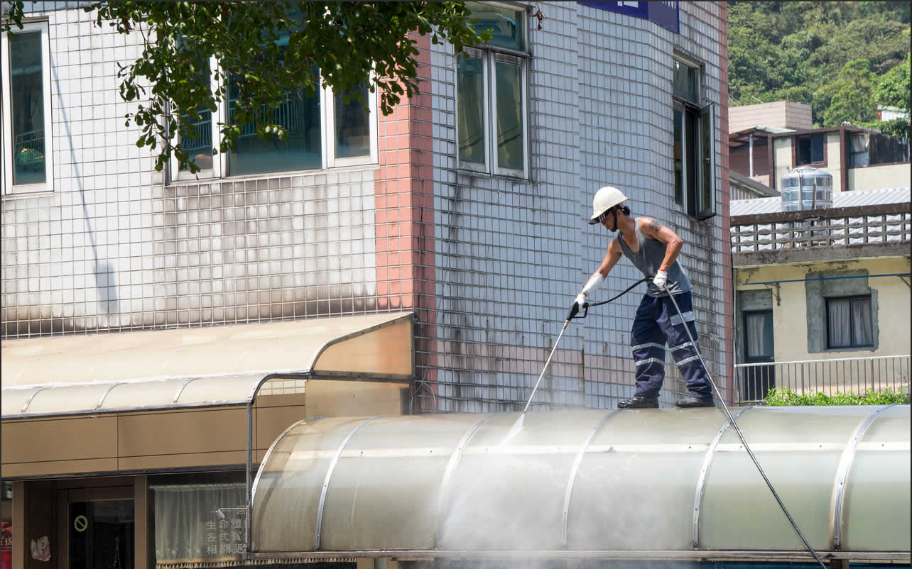 StarWash Professional Power Washing Service | Lake County, IL