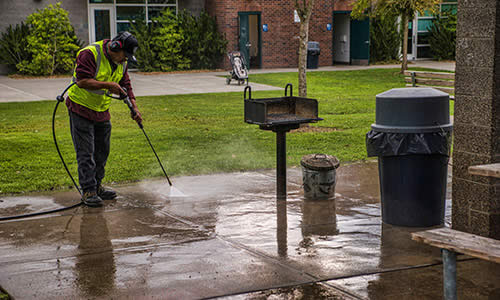 Starwash Professionals clean all common areas, such as BBQ and picnic areas and playgrounds