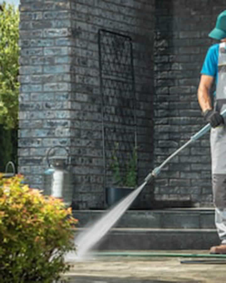 Contact StarWash Professional, Inc. Power Washing and Sanitation Lake County IL 847-204-4084